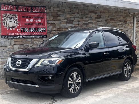 Used 2017 Nissan Pathfinder SL w/ SL Premium Package FWD image 2