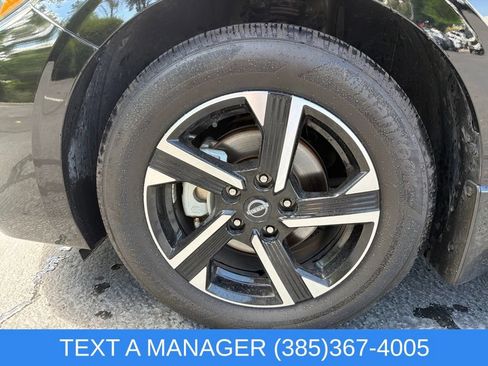 Used 2024 Nissan Sentra SV w/ All-Weather Package FWD image 9