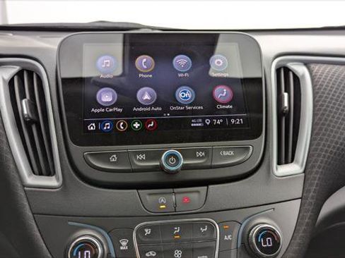 Used 2023 Chevrolet Malibu LT image 28