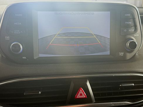 Used 2020 Hyundai Santa Fe SEL w/ Convenience Package image 22