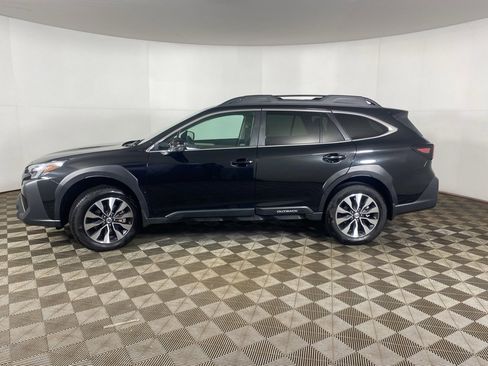 Certified 2025 Subaru Outback Limited image 9