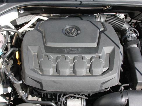 Used 2020 Volkswagen Passat 2.0T SE image 15