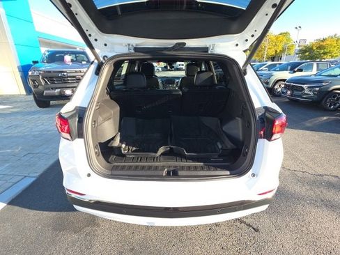 Used 2023 Chevrolet Equinox RS w/ RS Leather Package image 30