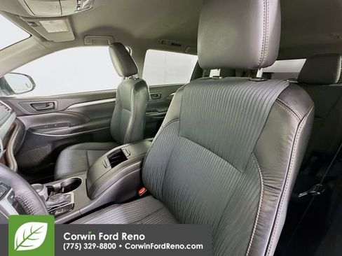 Used 2015 Toyota Highlander Plus image 19