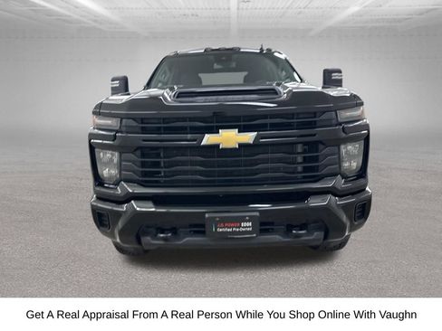 Used 2024 Chevrolet Silverado 2500 Custom w/ Custom Value Package AWD/4WD image 5