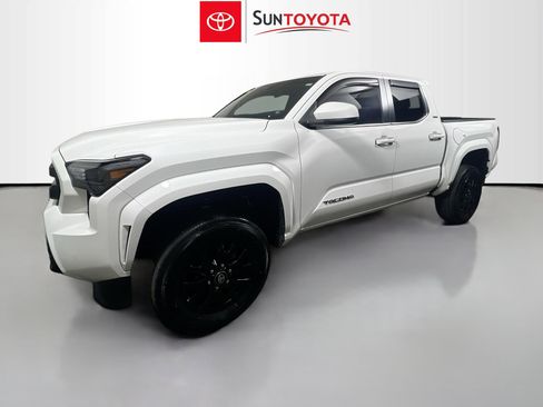 Used 2024 Toyota Tacoma SR5 image 9