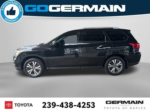 Used 2020 Nissan Pathfinder S FWD image 3