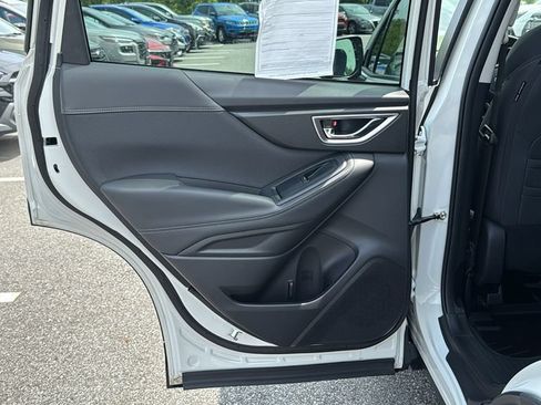 Certified 2023 Subaru Forester Premium AWD/4WD image 22