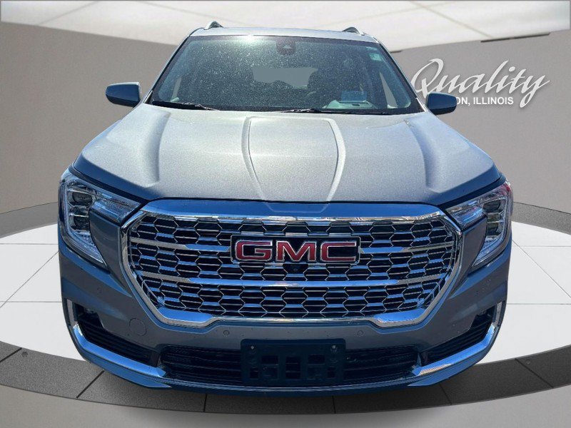 Used 2023 GMC Terrain Denali w/ Denali Premium Package AWD/4WD image 11
