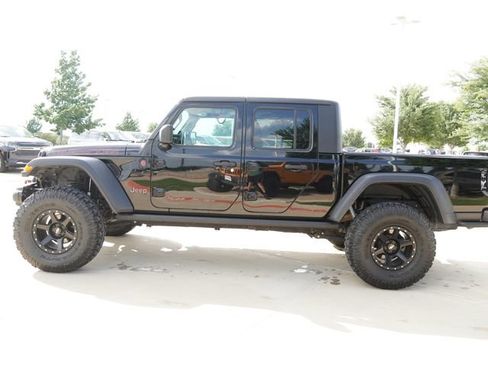 Used 2020 Jeep Gladiator Rubicon AWD/4WD image 6