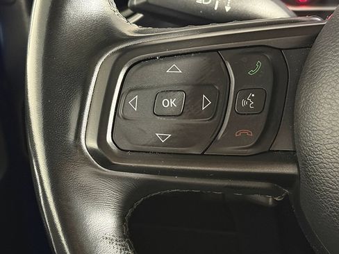 Used 2022 Jeep Gladiator Sport AWD/4WD image 32