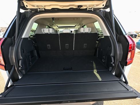 New 2026 Ford Expedition Platinum w/ Driver's Package image 15