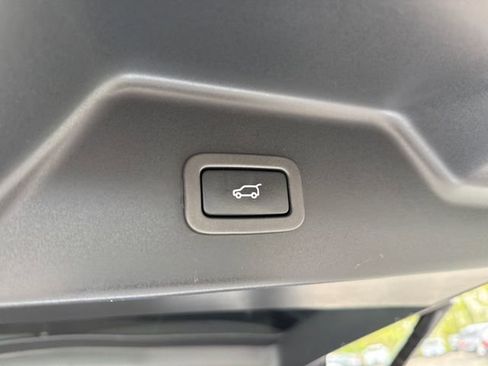 Used 2015 Land Rover Range Rover Long Wheelbase Supercharged AWD/4WD image 29