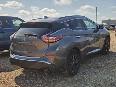 Used 2018 Nissan Murano SV w/ Premium Package image 6