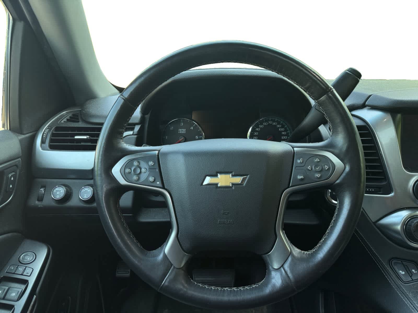 Used 2017 Chevrolet Suburban LT AWD/4WD image 13