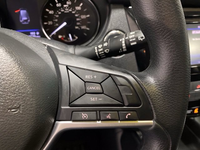 Used 2018 Nissan Rogue SV AWD/4WD image 15