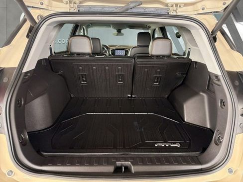 Used 2023 GMC Terrain AT4 w/ Infotainment Package II AWD/4WD image 22