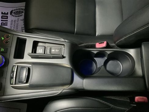 Used 2014 Lexus CT 200h FWD image 27
