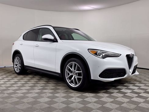 Used 2019 Alfa Romeo Stelvio Sport w/ Quick Order Package 22J Sport AWD/4WD image 1