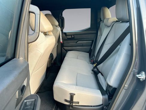 Used 2025 Toyota Tacoma SR5 RWD image 30
