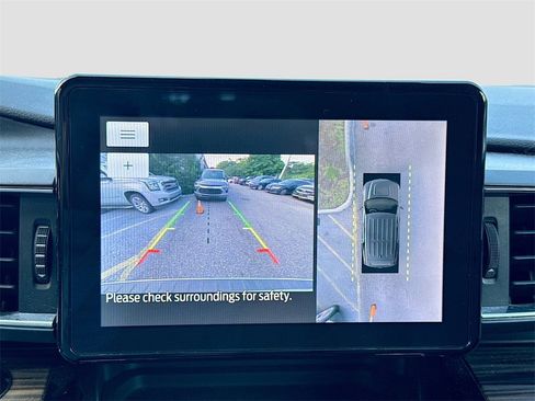 Used 2022 Ford Explorer Limited w/ Equipment Group 301A image 15