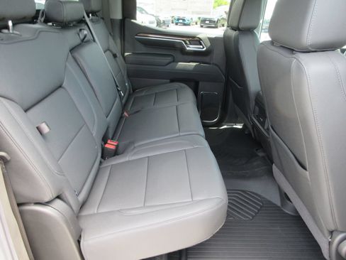 New 2026 Chevrolet Silverado 1500 LT Trail Boss w/ Convenience Package II AWD/4WD image 19
