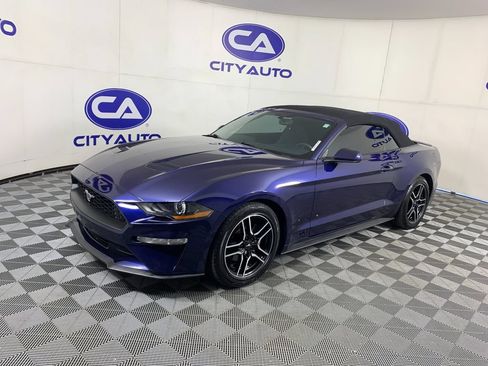 Used 2019 Ford Mustang Convertible w/ Equipment Group 101A RWD image 7
