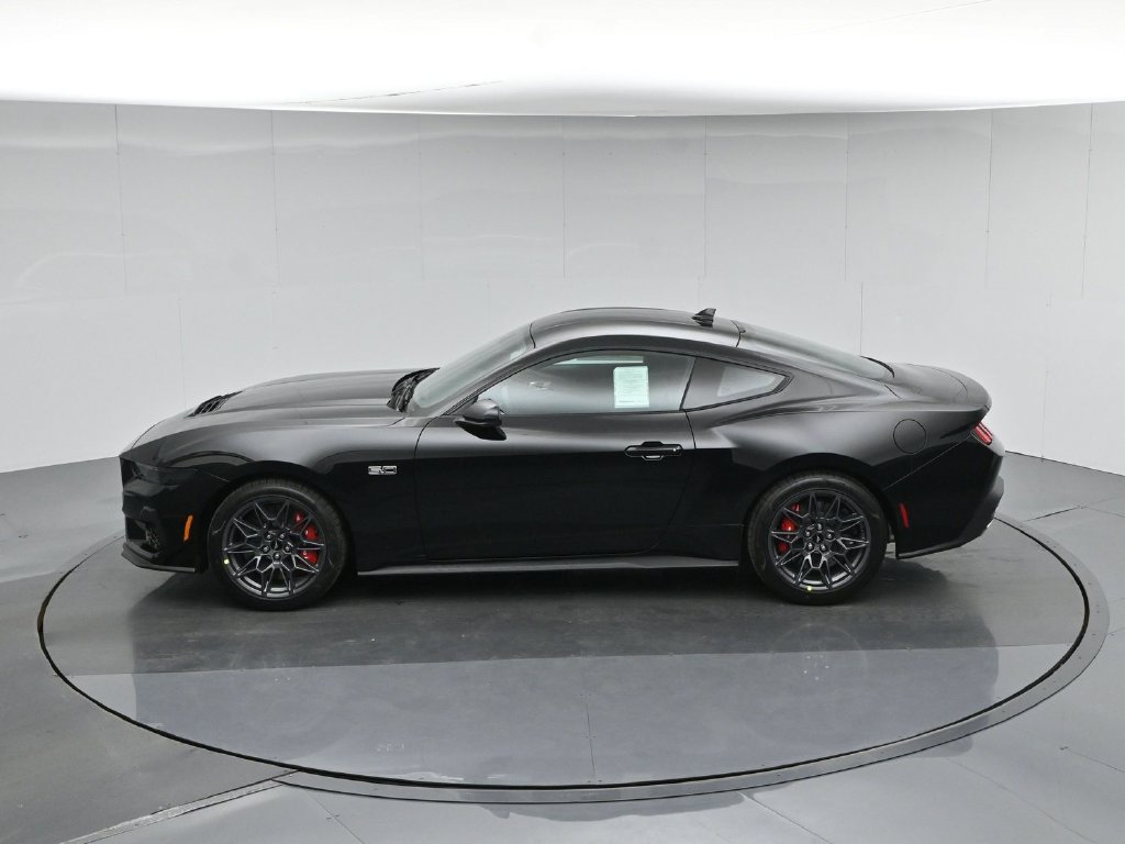 New 2026 Ford Mustang GT Premium w/ GT Performance Package RWD image 41