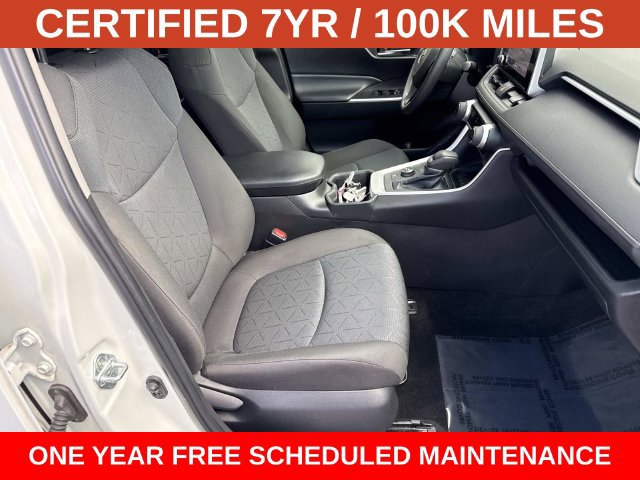 Used 2023 Toyota RAV4 AWD Hybrid image 9