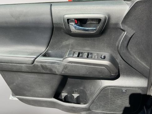 Used 2023 Toyota Tacoma TRD Pro AWD/4WD image 11