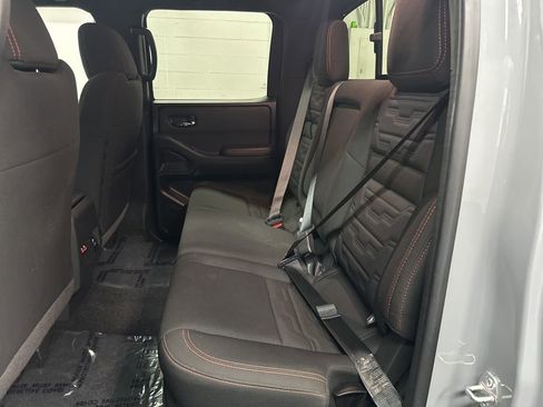 Used 2024 Nissan Frontier PRO-4X w/ Pro Convenience Package image 23