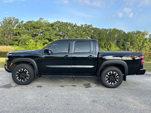 Used 2023 Nissan Frontier PRO-4X w/ Pro Convenience Package AWD/4WD image 3