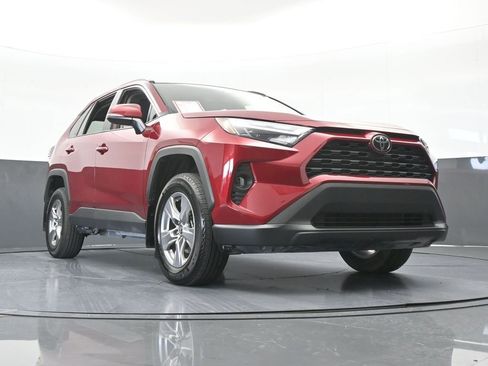Used 2025 Toyota RAV4 XLE w/ Convenience Package FWD image 62