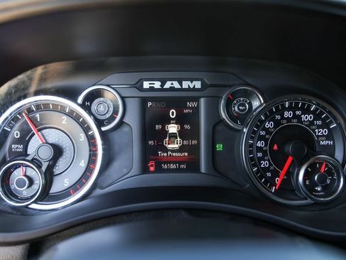 Used 2022 RAM 5500 Tradesman w/ Chrome Appearance Group AWD/4WD image 14