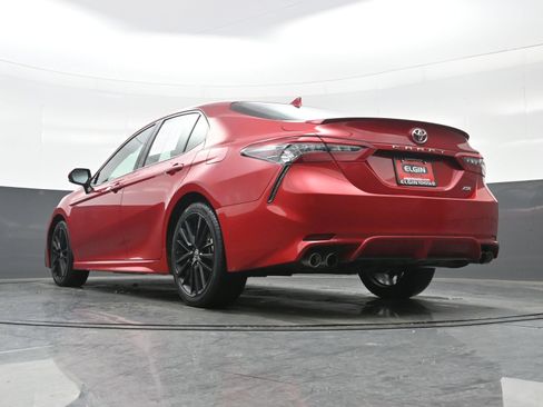 Used 2023 Toyota Camry XSE image 31