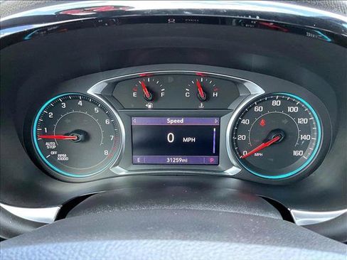 Used 2023 Chevrolet Traverse LT image 22