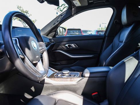 Used 2023 BMW 330e w/ Driving Assistance Package image 17