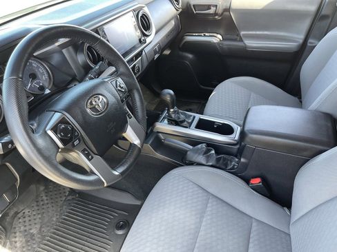Used 2021 Toyota Tacoma SR5 RWD image 20