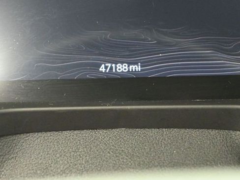 Used 2022 Jeep Grand Cherokee Limited image 30