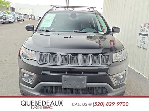 Used 2019 Jeep Compass Latitude w/ Popular Equipment Group FWD image 2