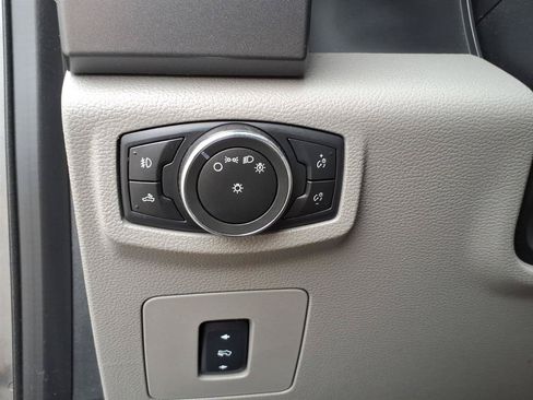 Used 2015 Ford F150 XLT w/ Equipment Group 301A Mid AWD/4WD image 11