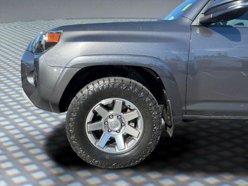 Used 2016 Toyota 4Runner Trail Premium AWD/4WD image 10