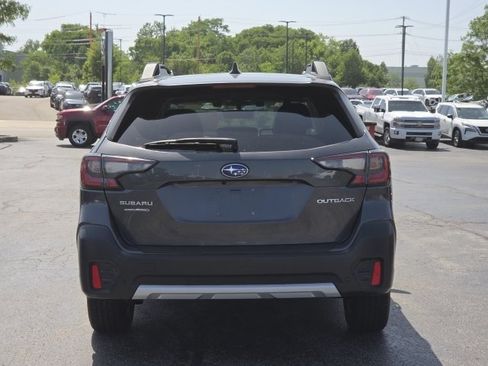 Used 2020 Subaru Outback Limited w/ Popular Package #2 AWD/4WD image 12