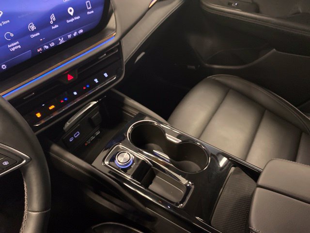 Used 2024 Buick Envision Avenir AWD/4WD image 12