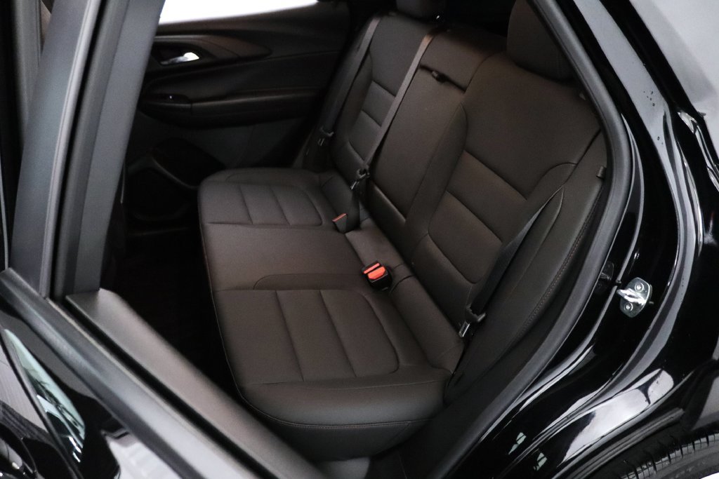 Used 2024 Chevrolet TrailBlazer RS w/ Convenience Package FWD image 13