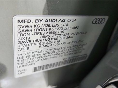 Used 2024 Audi Q3 2.0T Premium Plus image 61