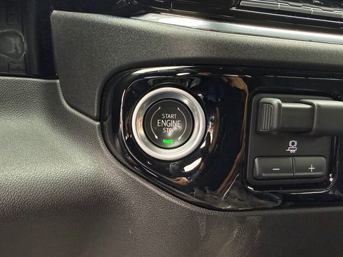 Used 2023 Chevrolet Silverado 1500 RST w/ Redline Edition image 28