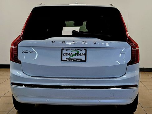 Used 2024 Volvo XC90 T8 Plus w/ Protection Package Premier image 7