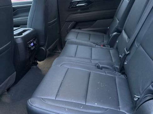 New 2026 Chevrolet Suburban LS image 29