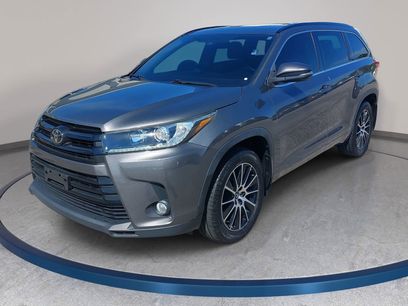 Used 2018 Toyota Highlander SE